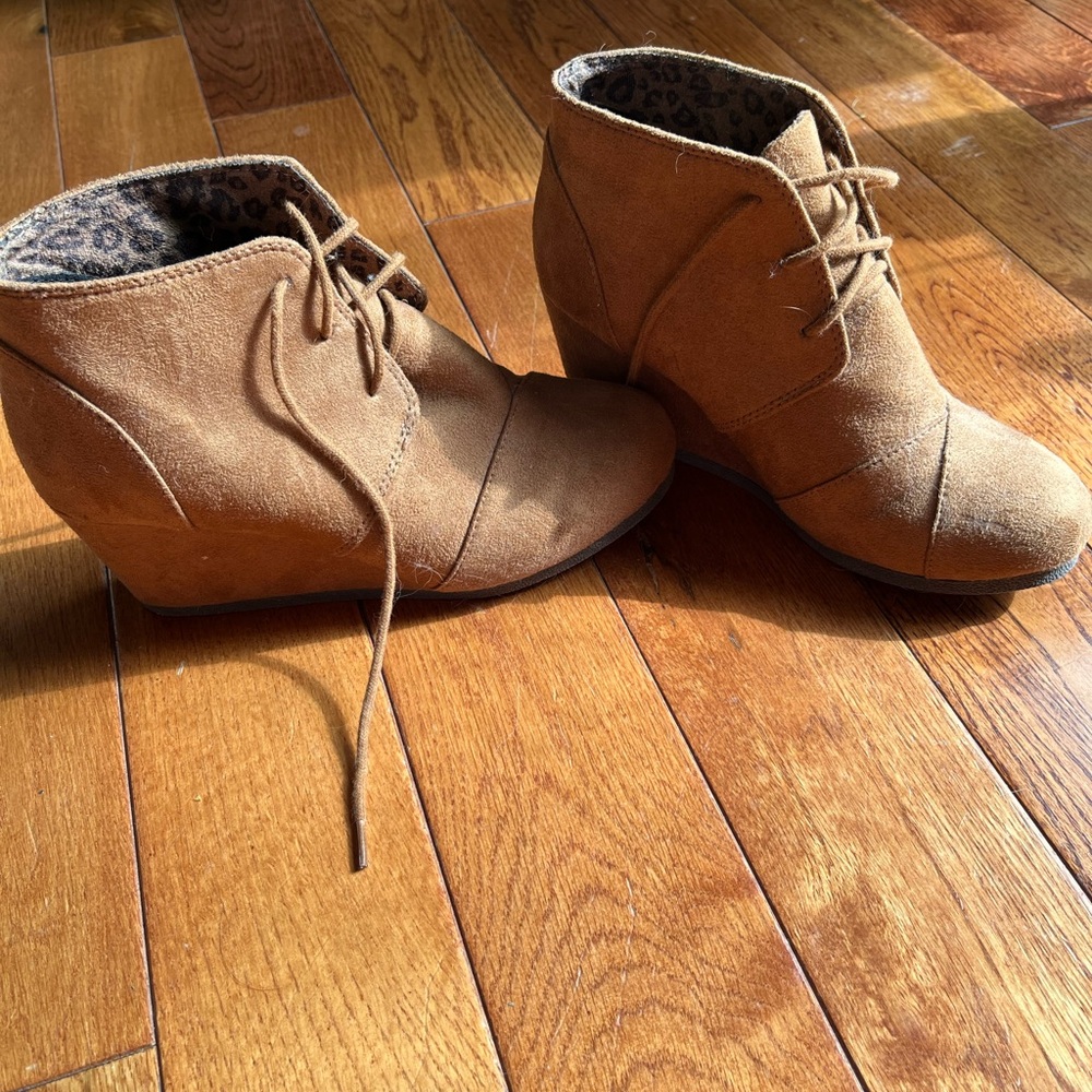 Cityclassified Tan Ankle Booties with Lace-Up Design